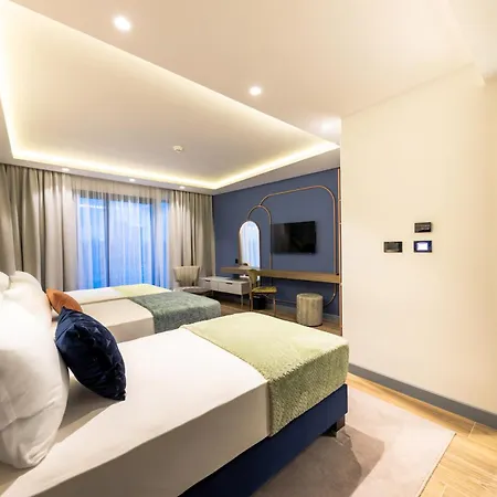 Calisi Hotel 4*