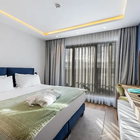 Calisi Hotel 4*