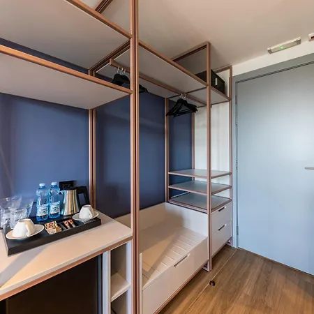 Calisi 4*